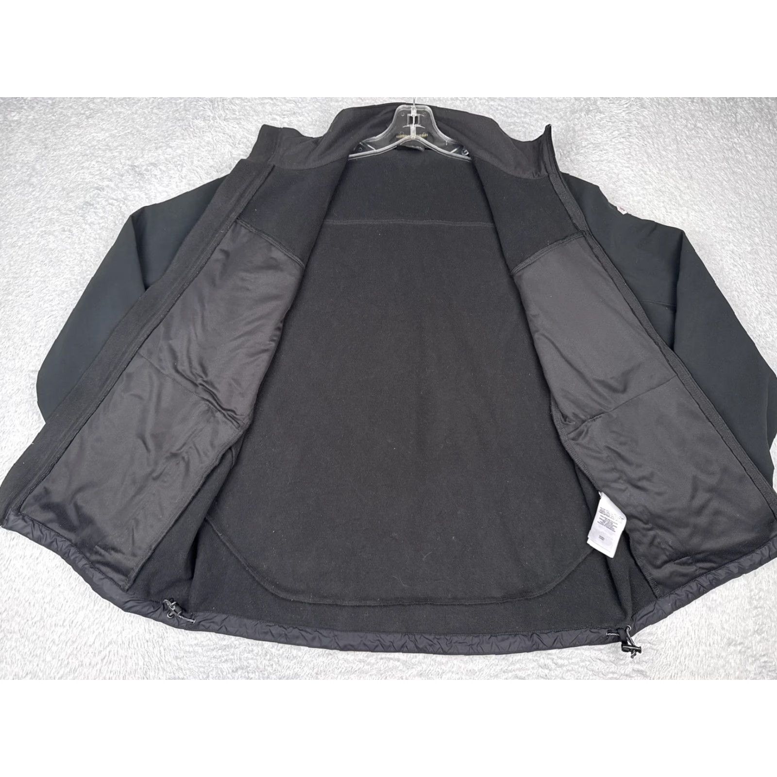 Mountain Hardwear Mountain Hardwear Jacket Mens Large Black Softshell Fleece Breast Cancer Ribbon Size US L / EU 52-54 / 3 - 2 Thumbnail