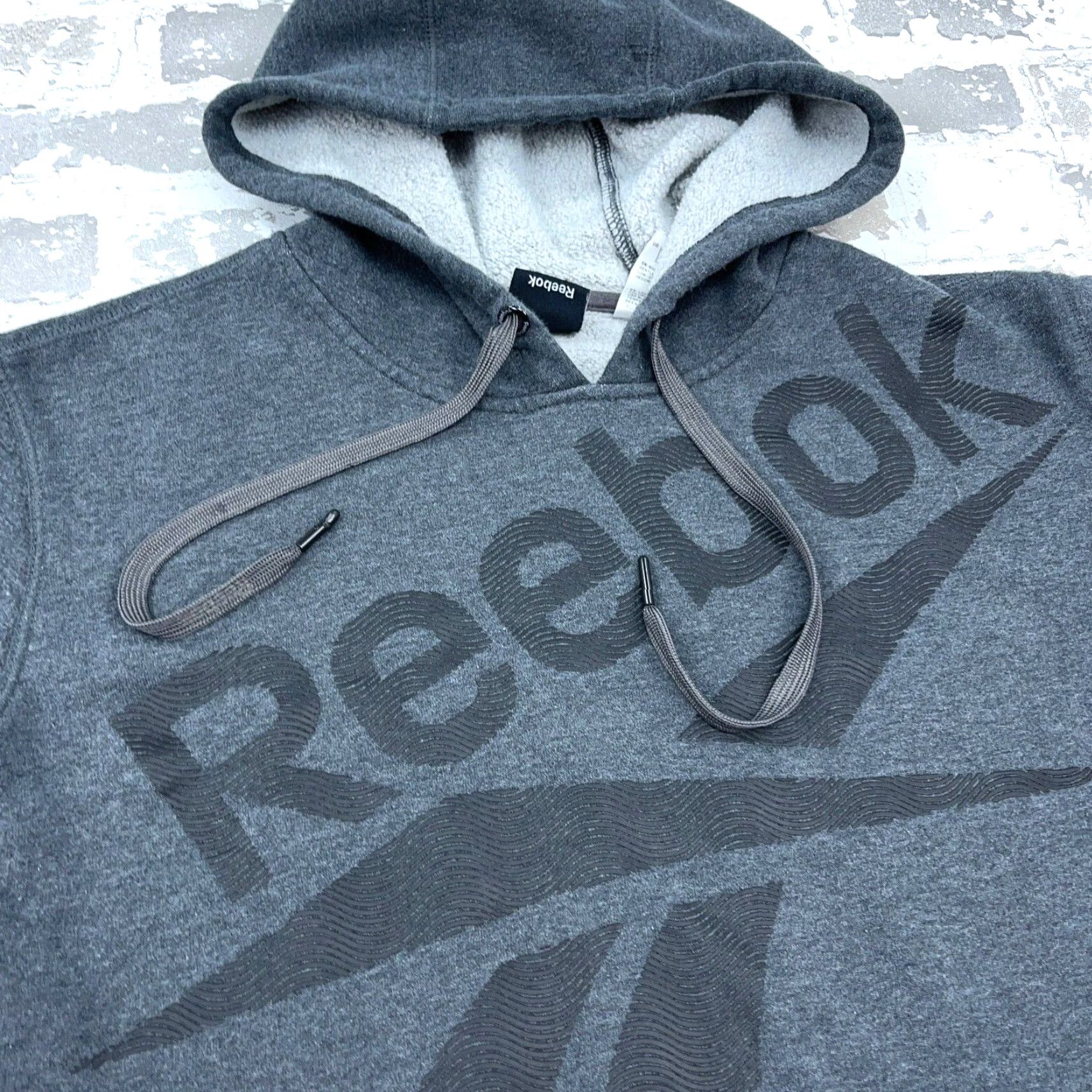 Reebok Reebok Hoodie Men Medium Gray Sweatshirt Sweater Logo Retro Classic A36 Size US M / EU 48-50 / 2 - 3 Thumbnail