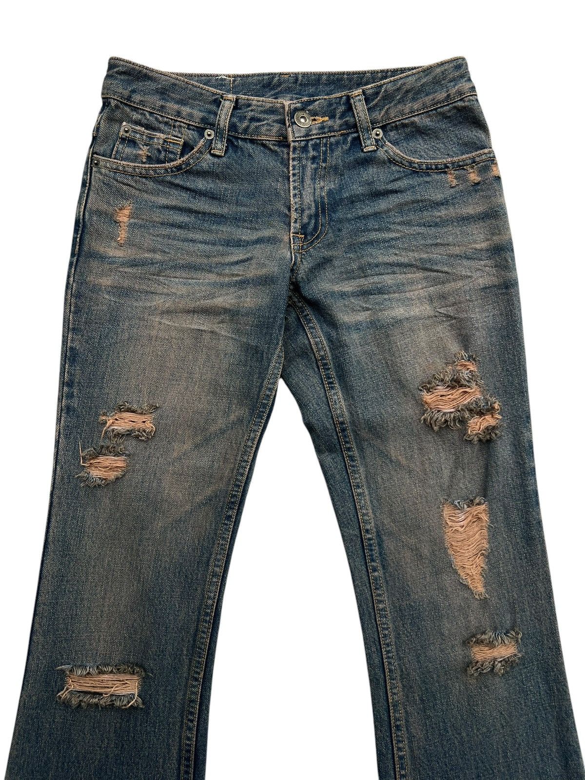 Japanese Brand Virca Lowrise Mudmax Distressed Denim Flare Jeans 27x33 Size 27" / US 4 / IT 40 - 4 Thumbnail
