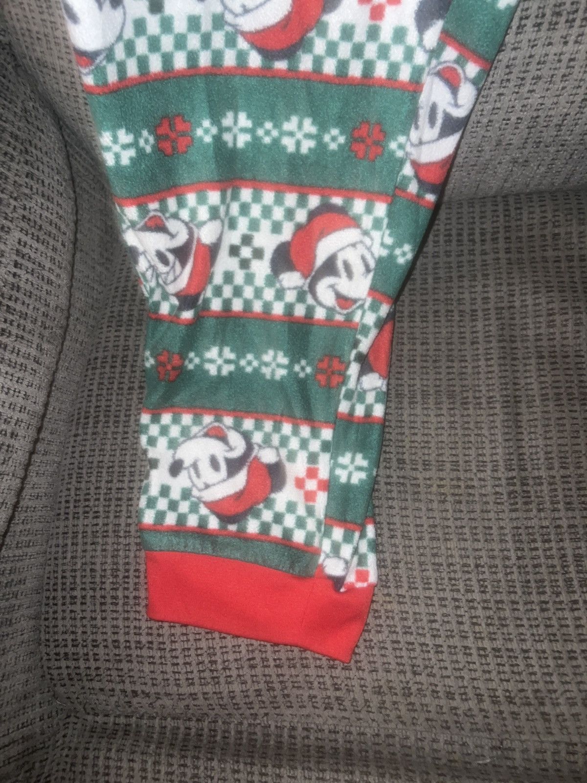 Disney Disney Mickey & Minnie Mouse Christmas All-Over Pajama Pants Size US 26 / EU 42 - 3 Thumbnail
