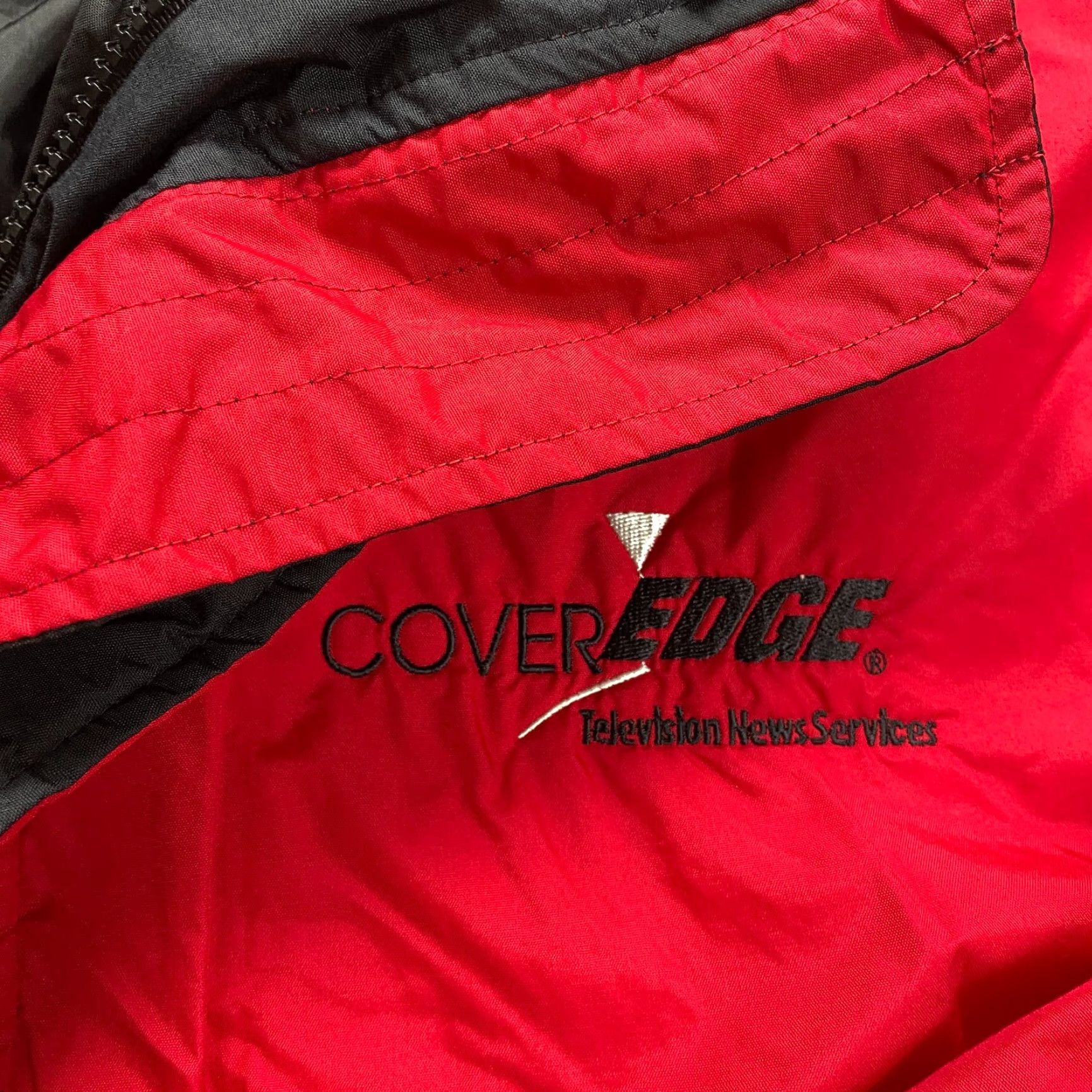 Vintage Hartwell ViaSport Windbreaker Jacket Men L Red Black Full Zip Pocket Outdoor Size US L / EU 52-54 / 3 - 4 Thumbnail