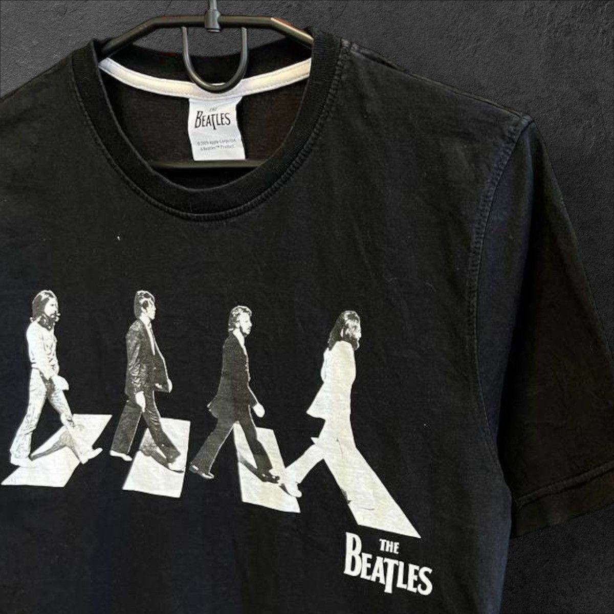 Band Tees The Beatles 2009 Abbey Road Album Band T shirt Tee Black Size US M / EU 48-50 / 2 - 4 Thumbnail
