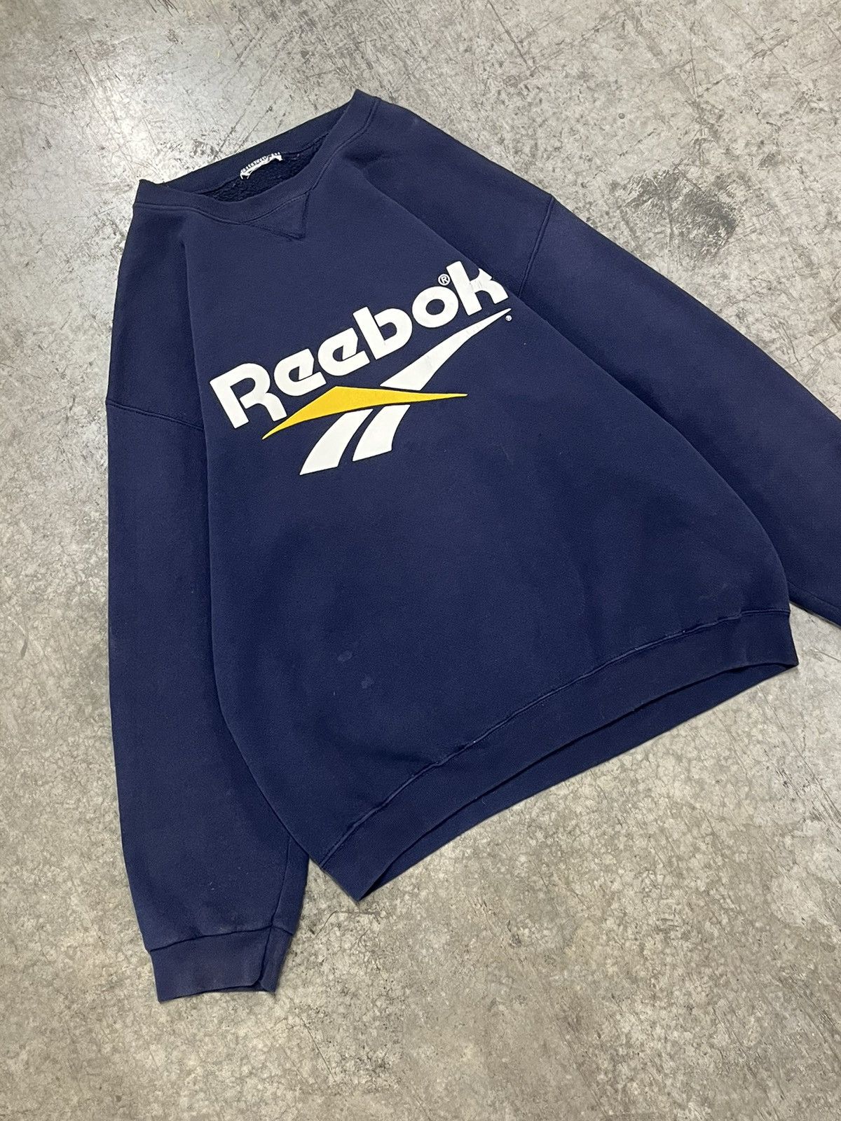 Reebok × Vintage Vintage Reebok boxy fit crewneck streetwear 90 hype rare Size US XL / EU 56 / 4 - 1 Thumbnail