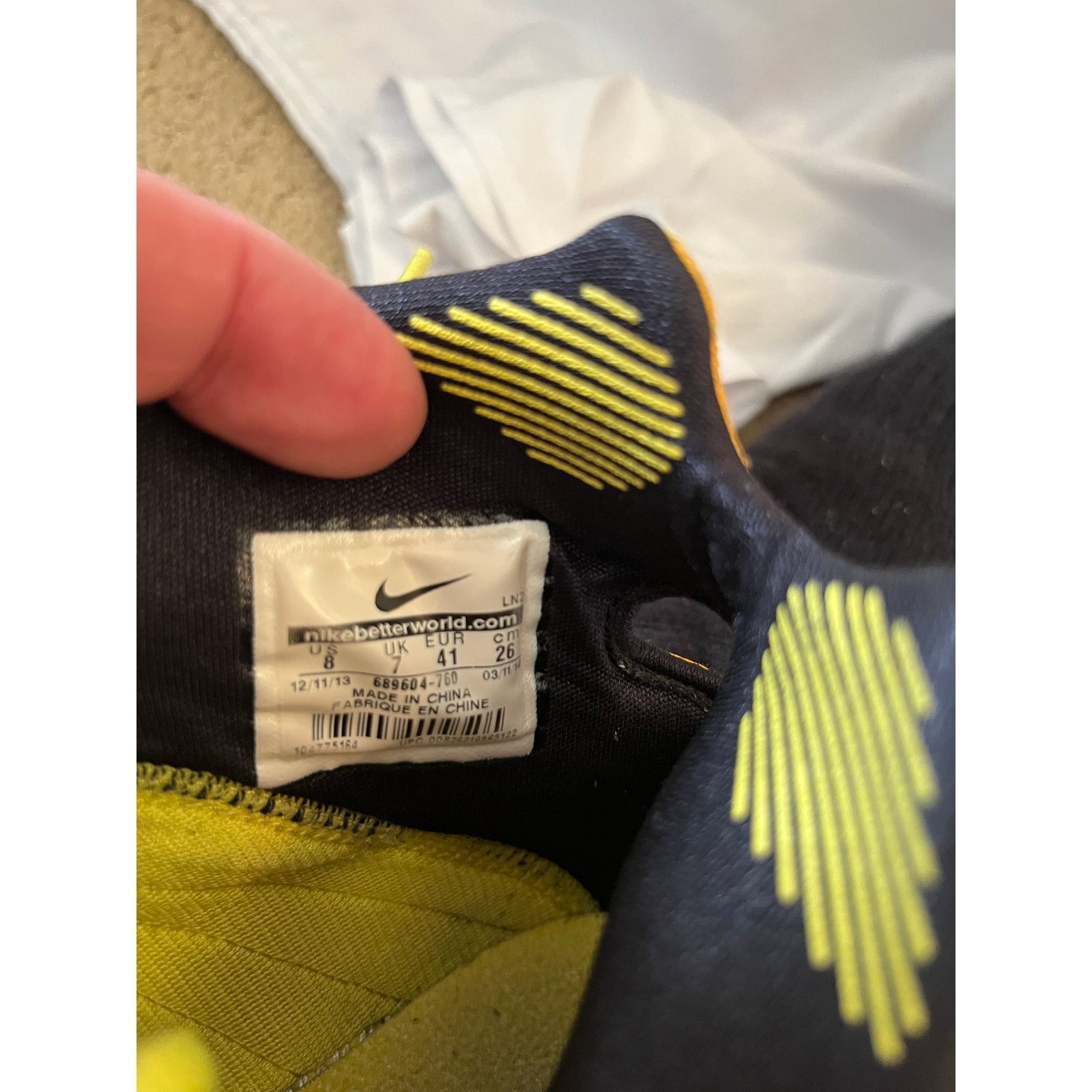 Nike Rare Nike HyperRev 2014 Kyrie Irving Cleveland Cavaliers sz8 Size US 8 / EU 41 - 2 Thumbnail