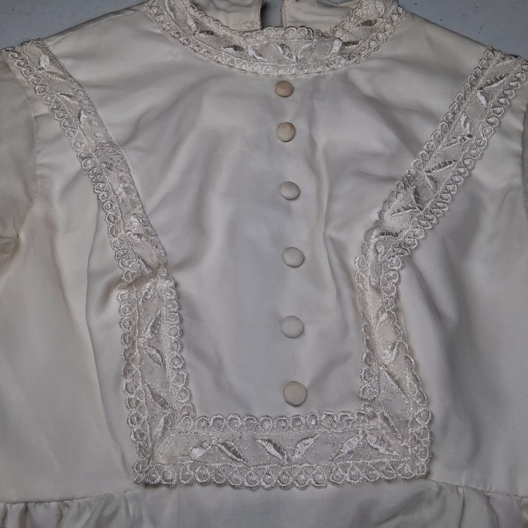 Layer 8 VINTAGE First Communion Dress Girls Size 5 Ivory Long Sleeve Sheer Layer Size US S / EU 44-46 / 1 - 4 Thumbnail