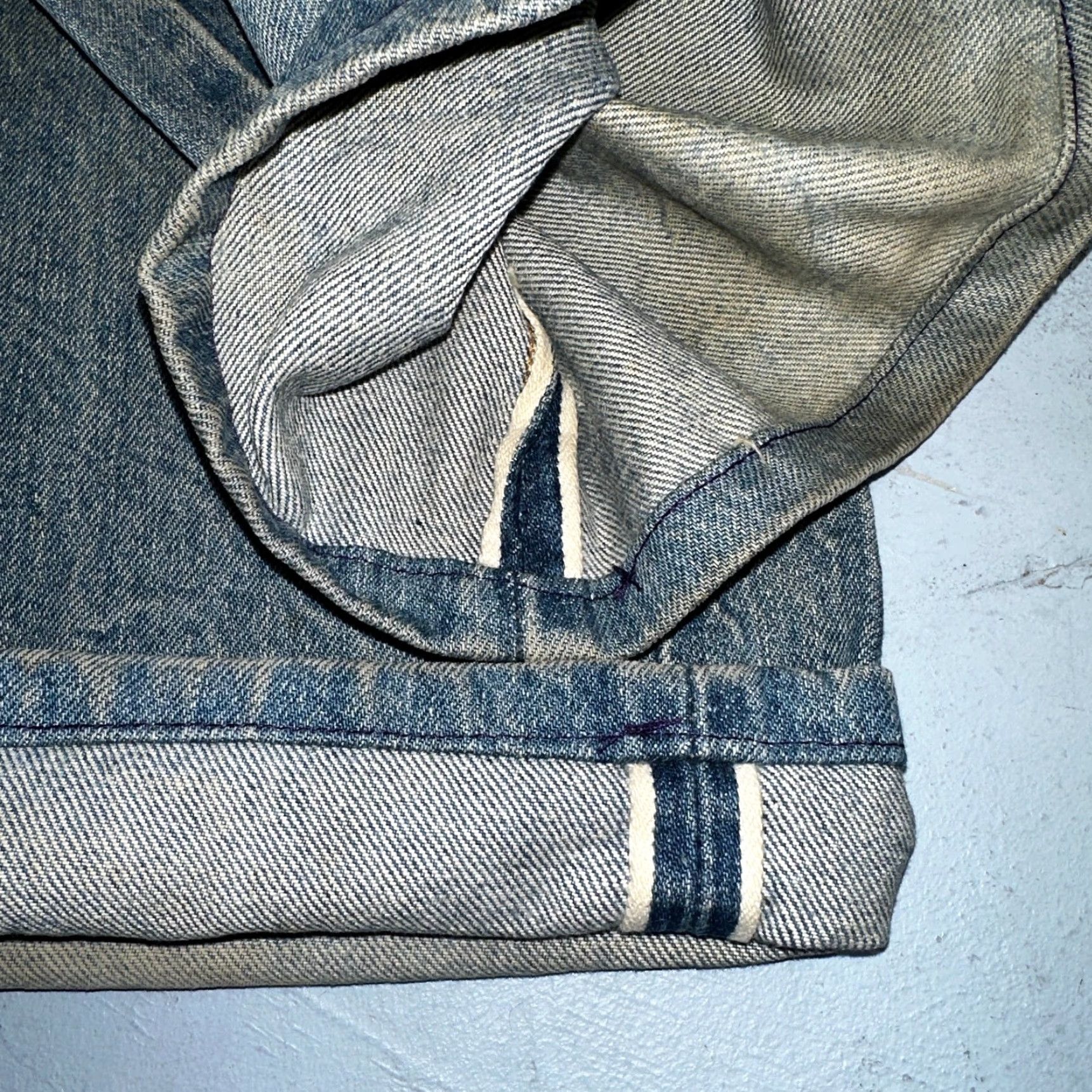 Levi's VINTAGE Levi's 501 XX Jeans Redline Selvedge Blue Mid Wash 31x27 80s Mens Size US 31 - 4 Thumbnail