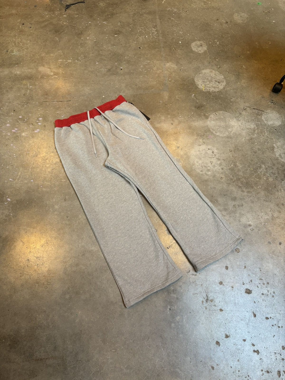 The GV Gallery Raspberry Hills / GV Gallery CEO Sweats Size US 34 / EU 50 - 1 Thumbnail