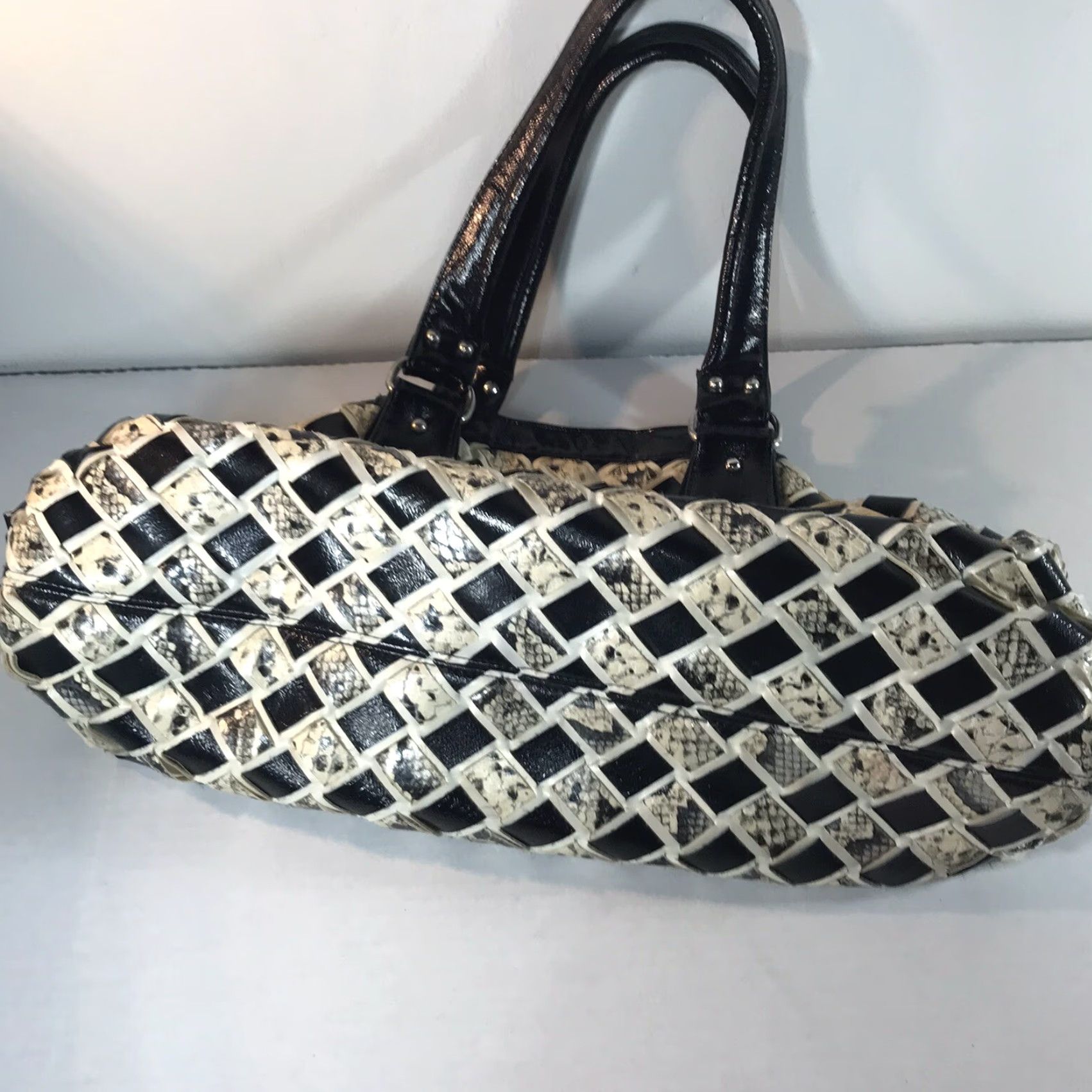 Aldo Aldo Women's Large Faux Leather Satchel Bag Croc Embossed Basket Weave, Black/Beige, Business Casual Travel Size ONE SIZE - 7 Thumbnail