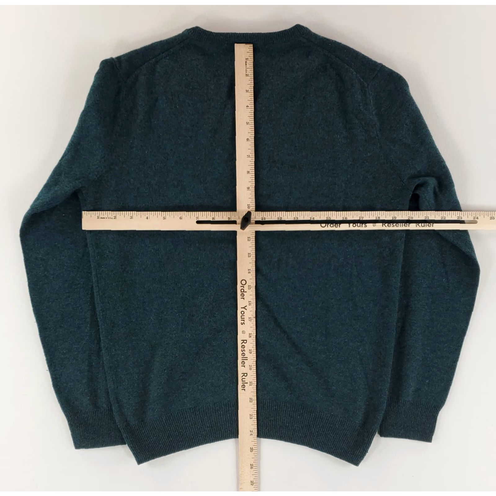 J.Crew **J.CREW MEN'S REGULAR FIT CASHMERE V-NECK BLUE-GREEN PULLOVER** User: J.CREW MEN'S REGULAR FIT CASHMERE V-NECK GREEN PULLOVER Size US M / EU 48-50 / 2 - 7 Thumbnail