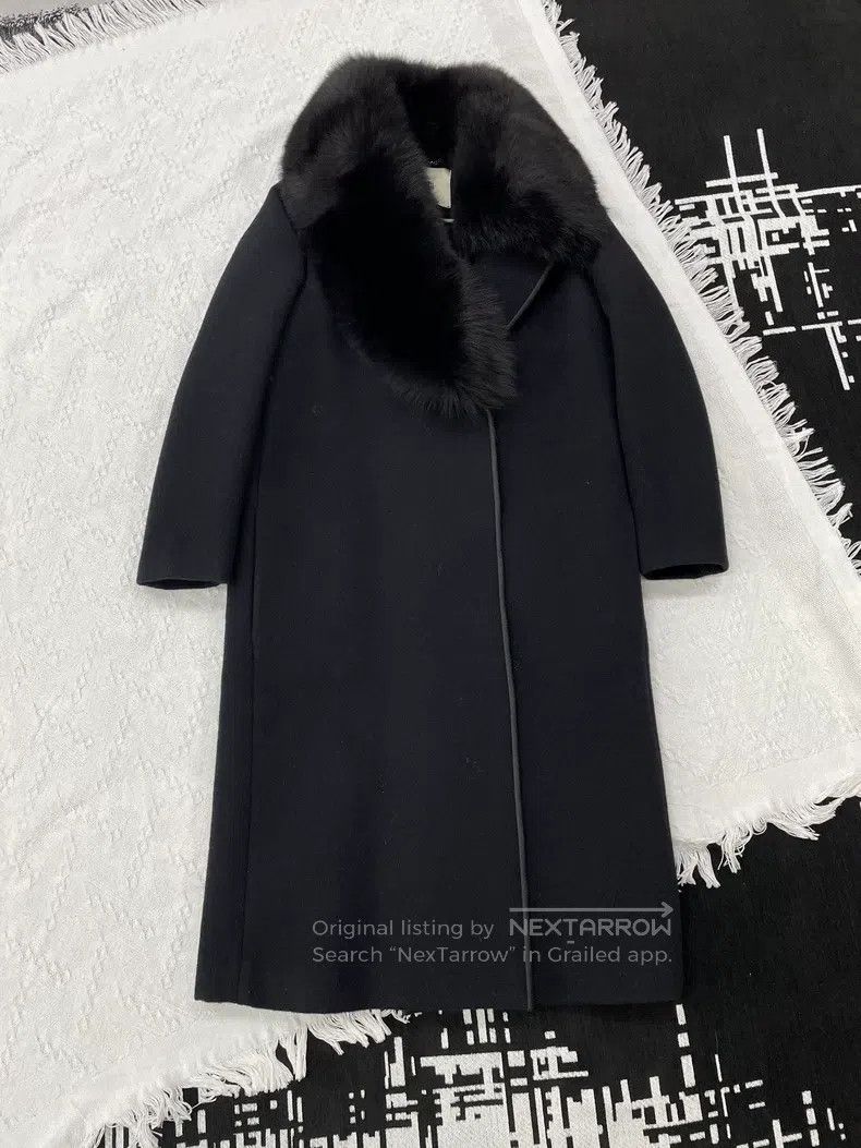 Fendi Fendi Black fox fur collar woolen coat, fur collar detacha Size XS / US 0-2 / IT 36-38 - 1 Thumbnail