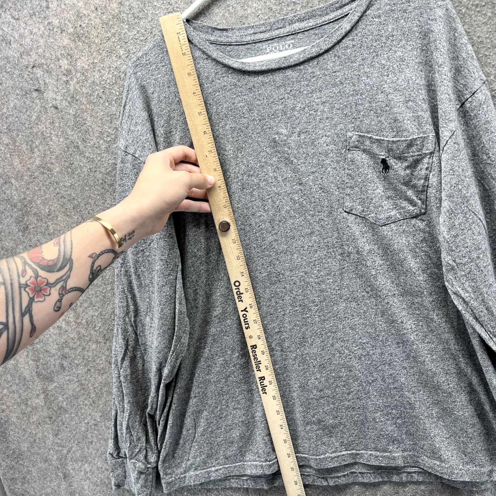 Polo Ralph Lauren Polo Ralph Lauren Shirt Mens Large Gray Long Sleeve Pocket Cotton Tee Casual Size US L / EU 52-54 / 3 - 3 Thumbnail