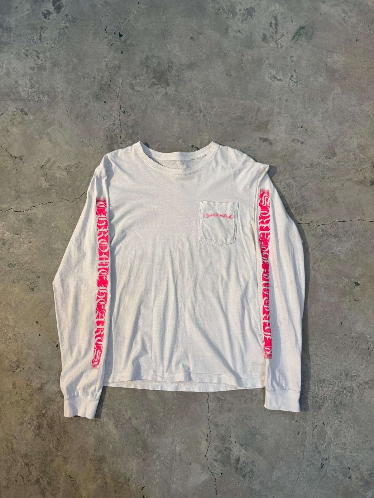 Chrome Hearts Chrome Hearts Pink print white longsleeves Size US M / EU 48-50 / 2 - 2 Thumbnail