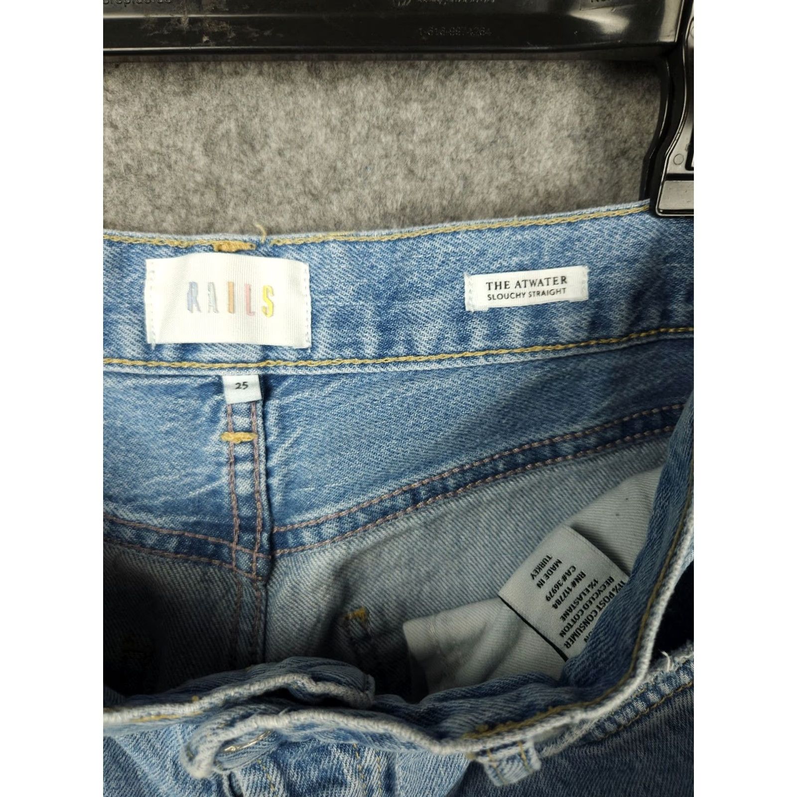 Rails Rails Jeans Womens Size 25 The Atwater Slouchy Straight Relaxed Denim Patchwork Jeans Size 42" / US 20 - 4 Thumbnail
