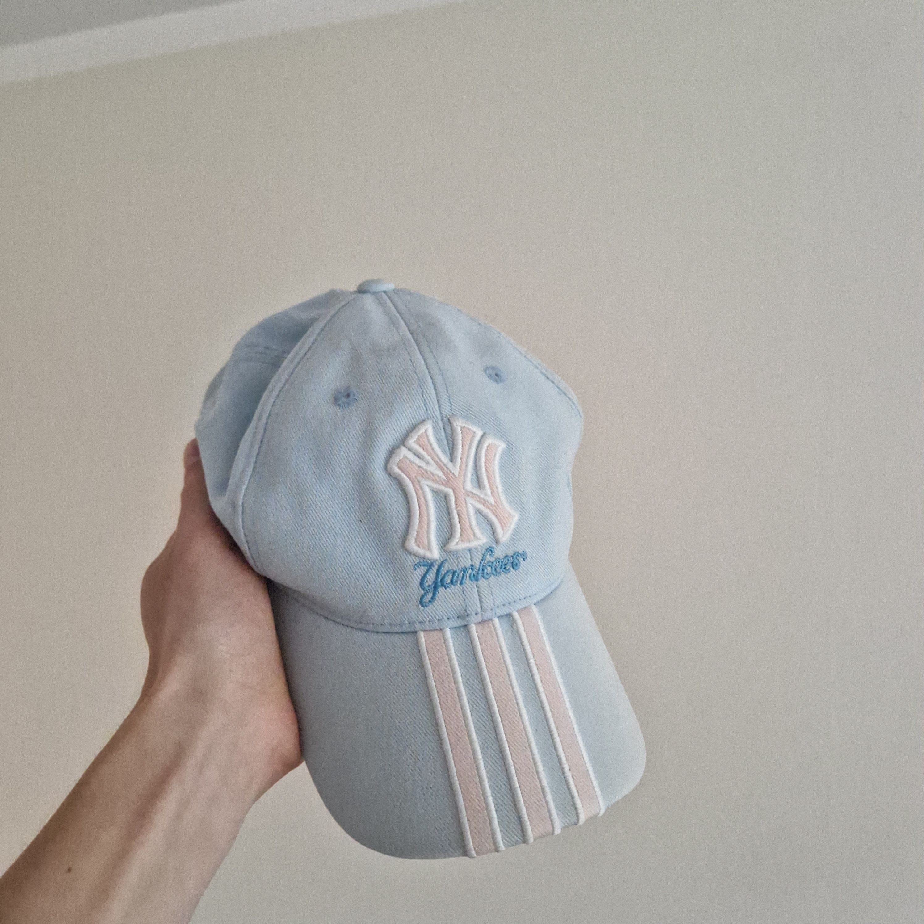 New Era × New York Yankees Pastel Blue Yankees Cap by Adidas Size ONE SIZE - 1 Thumbnail