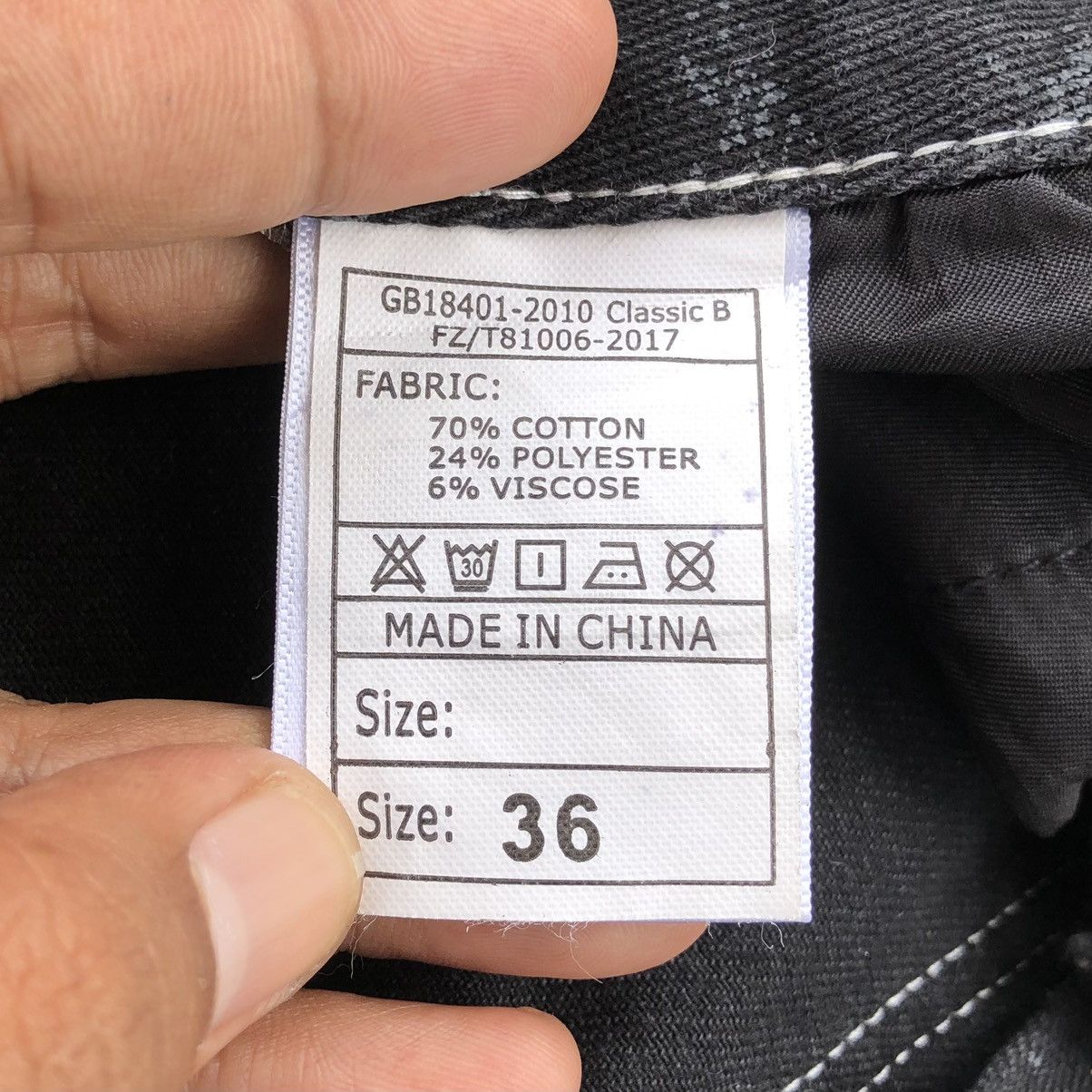 Japanese Brand Japanese Black Bone Print Zipper-Pocketed Casual Punk Jeans Size US 36 / EU 52 - 12 Thumbnail