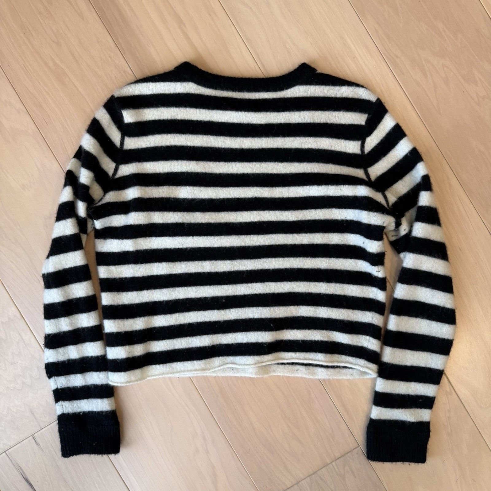 Reformation Reformation Cashmere Sweater Women's S Black White Stripped Size S / US 4 / IT 40 - 10 Thumbnail
