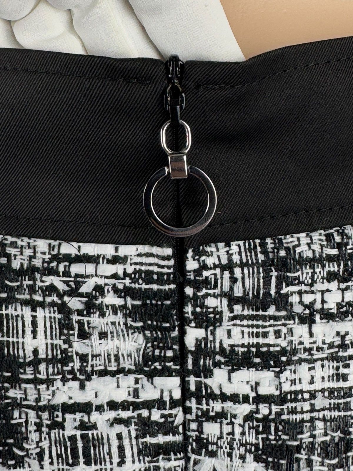 Escada × Escada Sport Escada Sport Rinya Skirt Woven Acrylic size DE36 IT42 Size 28" / US 6 / IT 42 - 8 Thumbnail