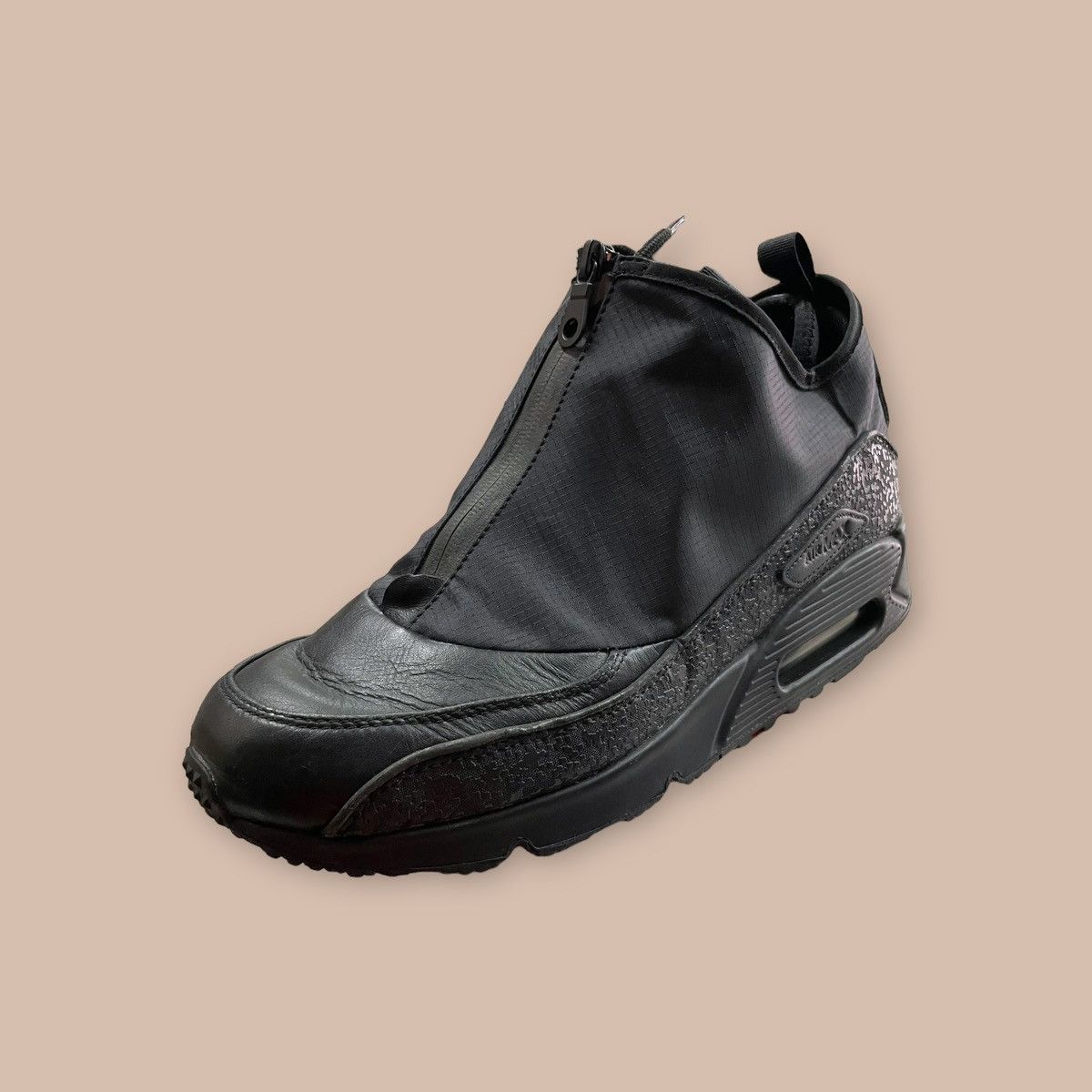 Nike Nike Air Max 90 Utility 'Triple Black' Size US 9 / EU 42 - 13 Thumbnail