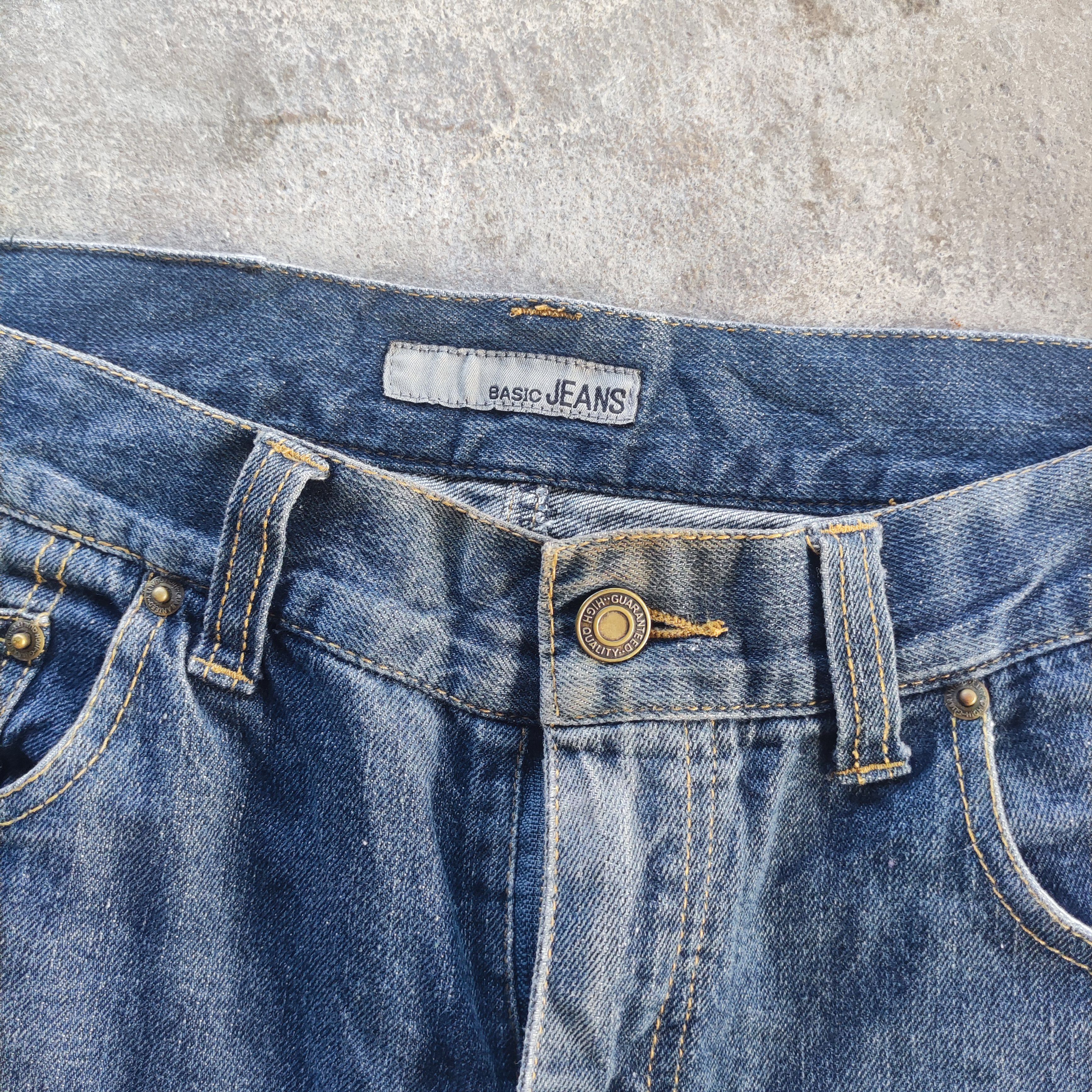 Japanese Brand Vintage Basic Jeans Brand Distressed Faded Pants Size US 33 - 5 Thumbnail