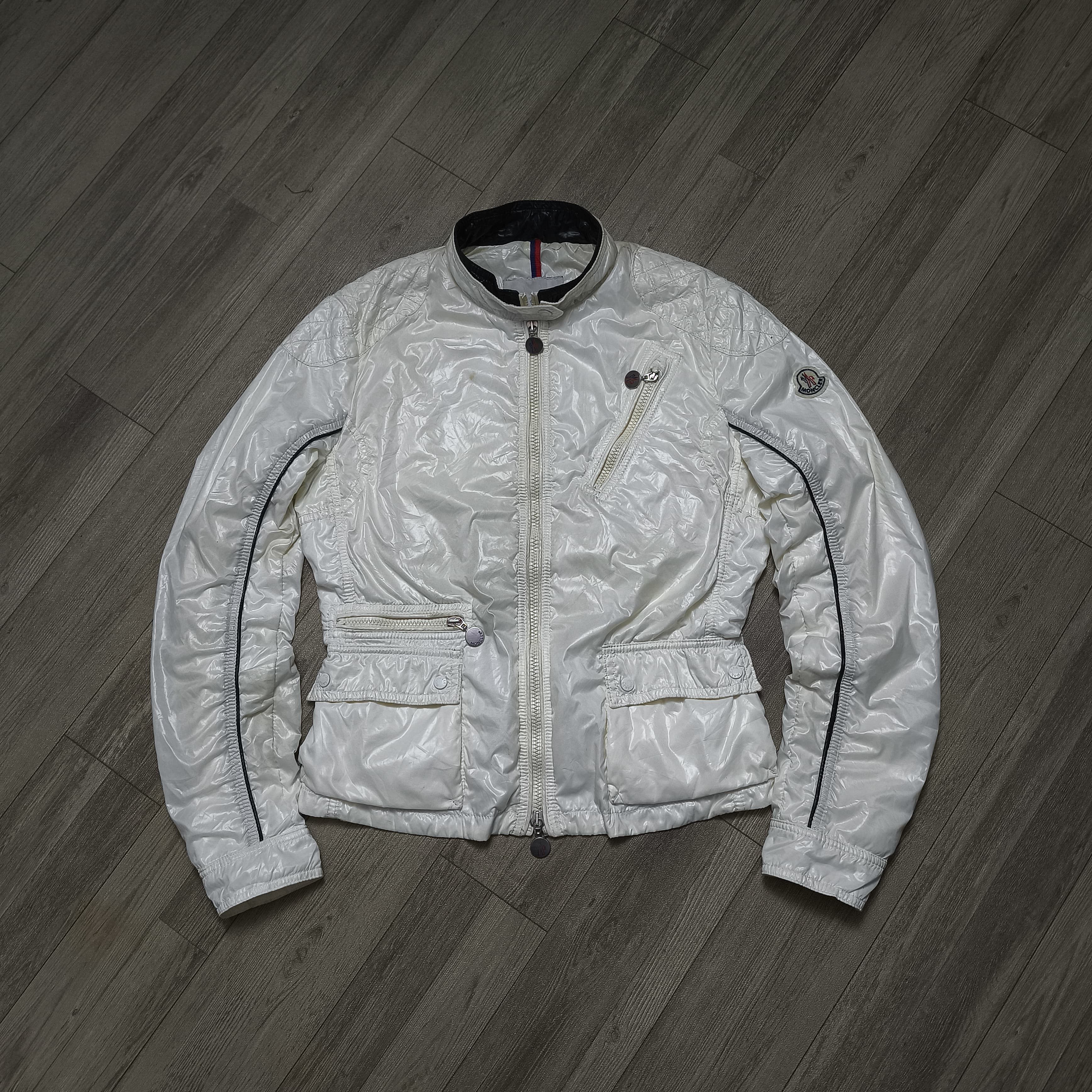 Moncler Vintage Moncler Multi pocket Bikers Jacket Size M / US 6-8 / IT 42-44 - 1 Thumbnail