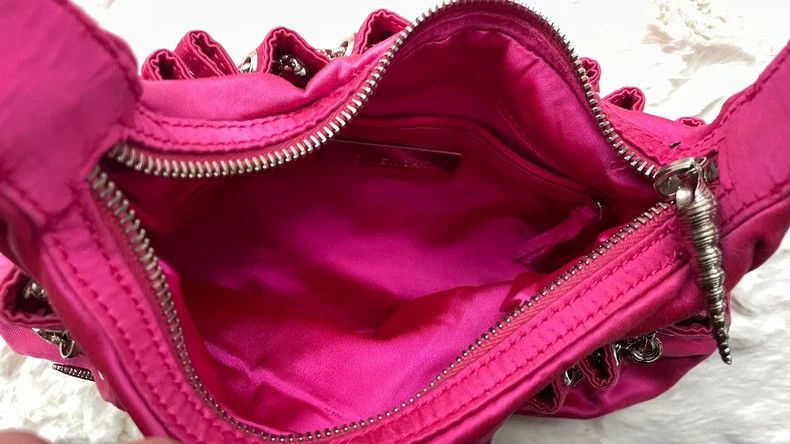 Givenchy Givenchy Ocean series pearly pink hobo bag Paris Eiffel To Size ONE SIZE - 5 Thumbnail