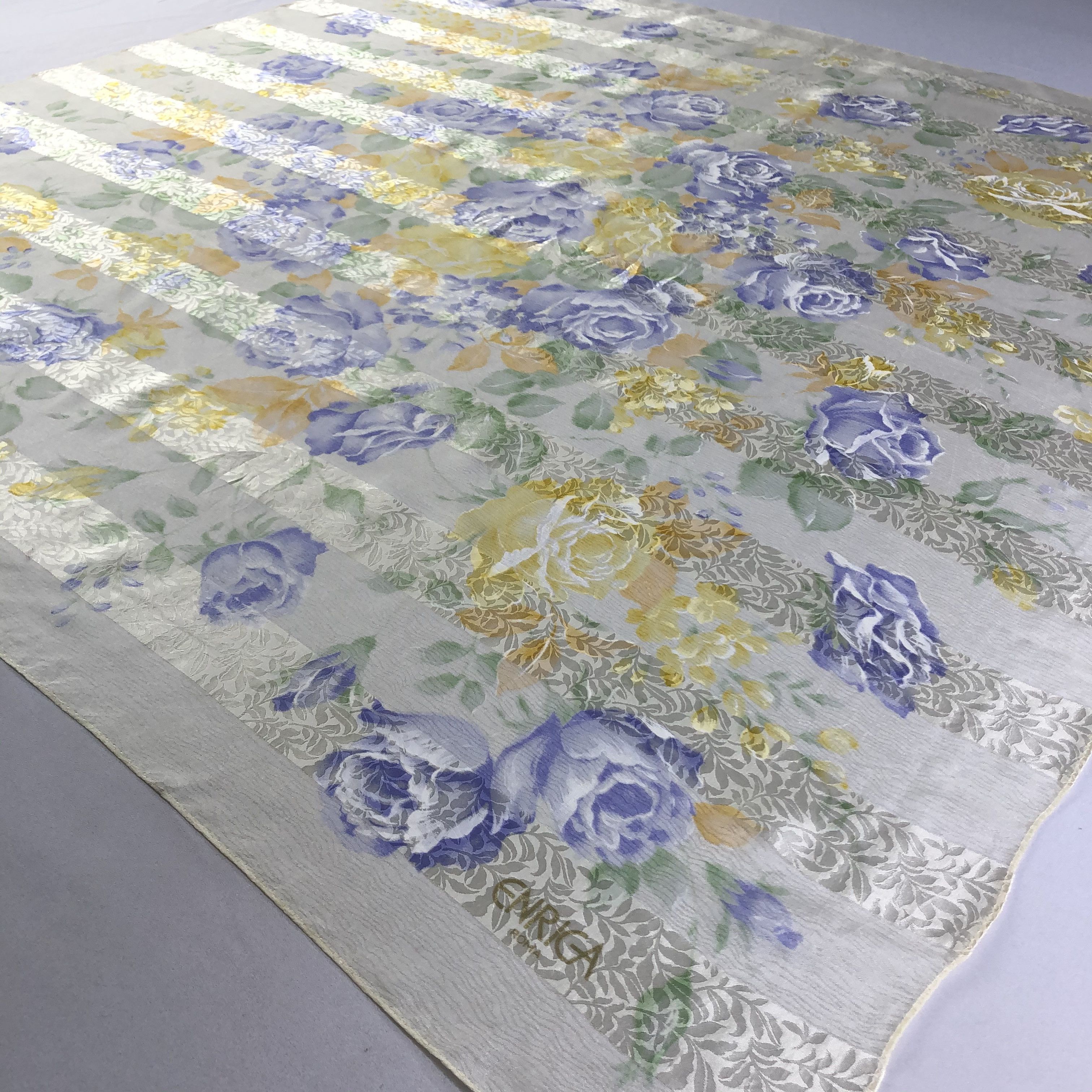 Vintage Vintage Enriga Silk Scarf Size ONE SIZE - 4 Thumbnail