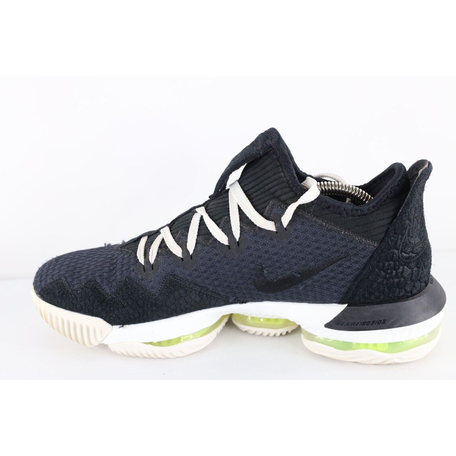 Nike Nike Lebron 16 Distressed Black Python Basketball Shoes Size US 9 / EU 42 - 7 Thumbnail