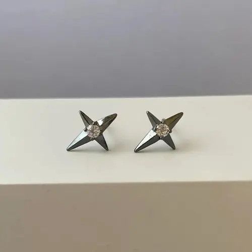 Designer × Other Small Mini Star Stud Earrings for Men Women,CZ Star Earrings Size ONE SIZE - 1 Thumbnail