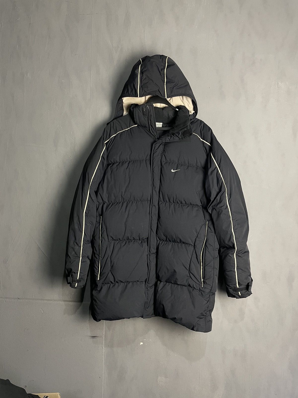 Nike vintage puffer jacket