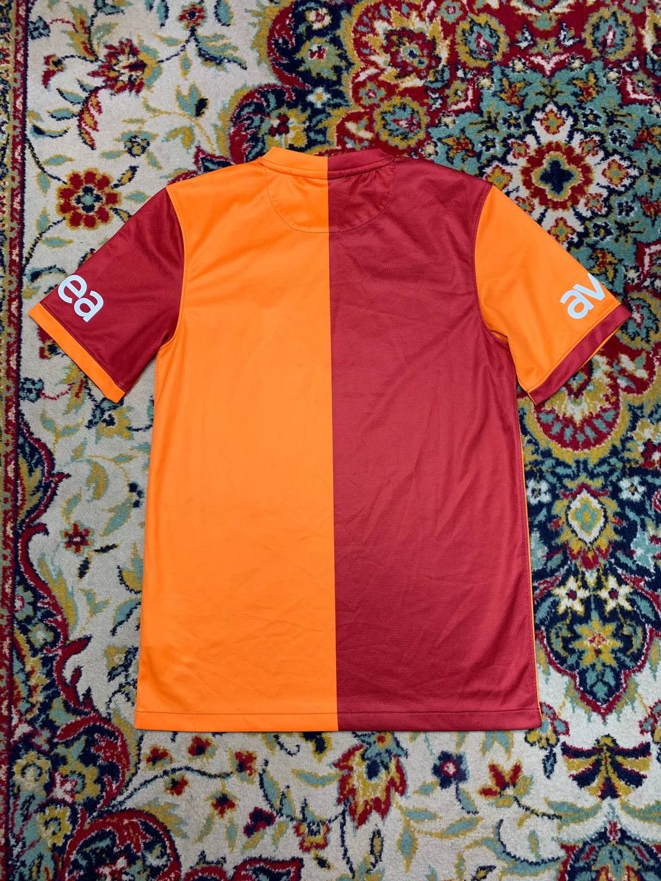 Nike GALATASARAY 2013 2014 HOME FOOTBALL SHIRT SOCCER JERSEY Size US S / EU 44-46 / 1 - 2 Thumbnail