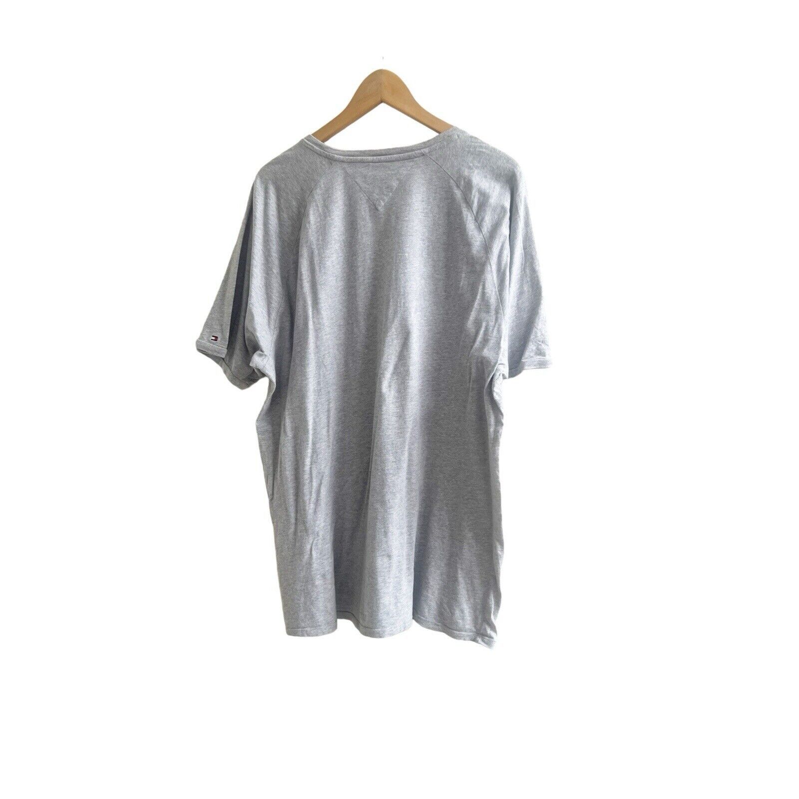Tommy Hilfiger Tommy Hilfiger Men’s Grey Tee Logo Size XL 100% Cotton Size US XL / EU 56 / 4 - 2 Thumbnail