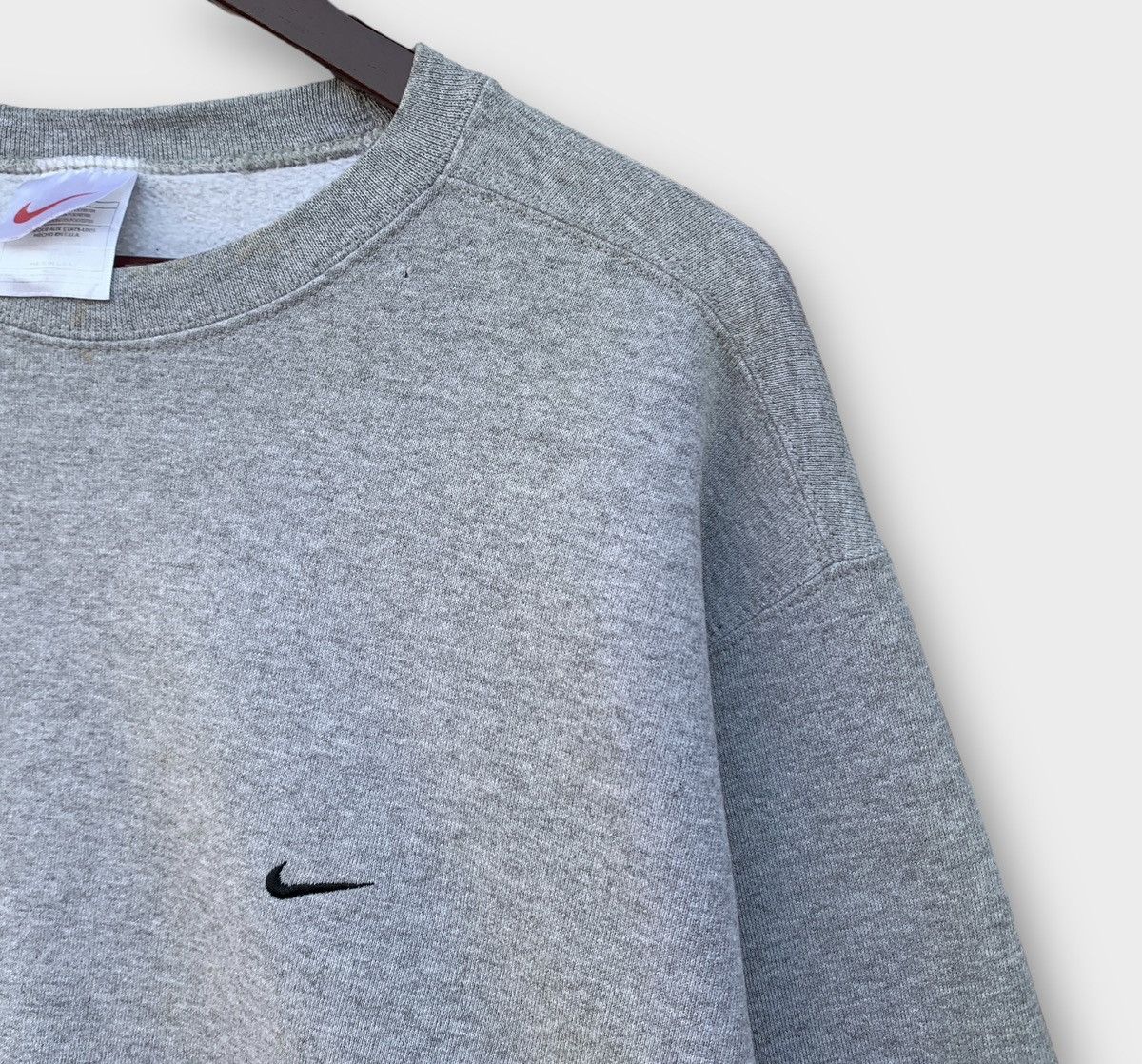 Nike × Vintage Vintage 90s Nike Small Swoosh Crewneck Size US L / EU 52-54 / 3 - 5 Thumbnail
