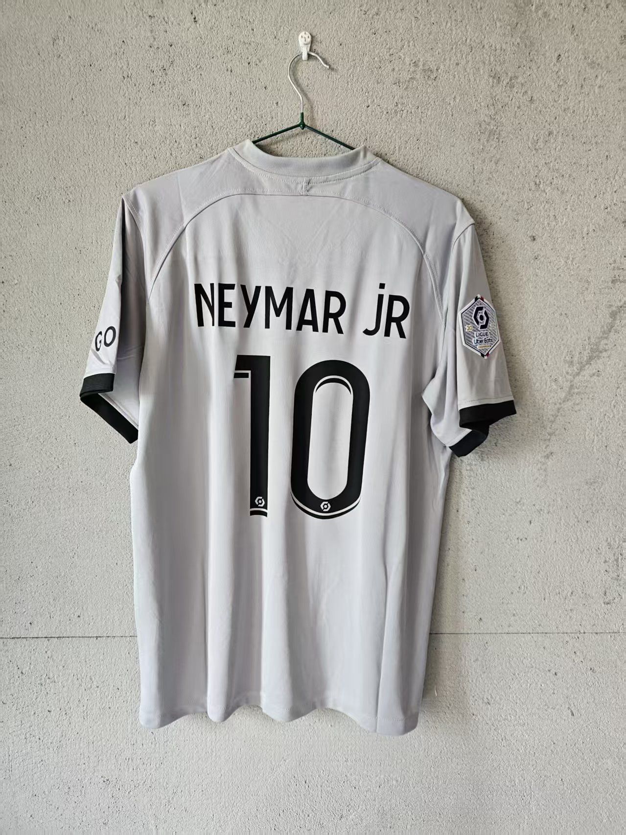Other Neymar Jersey 2022 PSG Gray Size US S / EU 44-46 / 1 - 2 Thumbnail