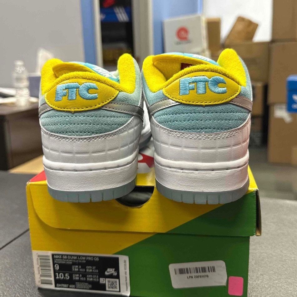 Nike Size 9 - Nike SB Dunk Low FTC Lagoon Pulse DH7687-400 Size US 9 / EU 42 - 4 Thumbnail
