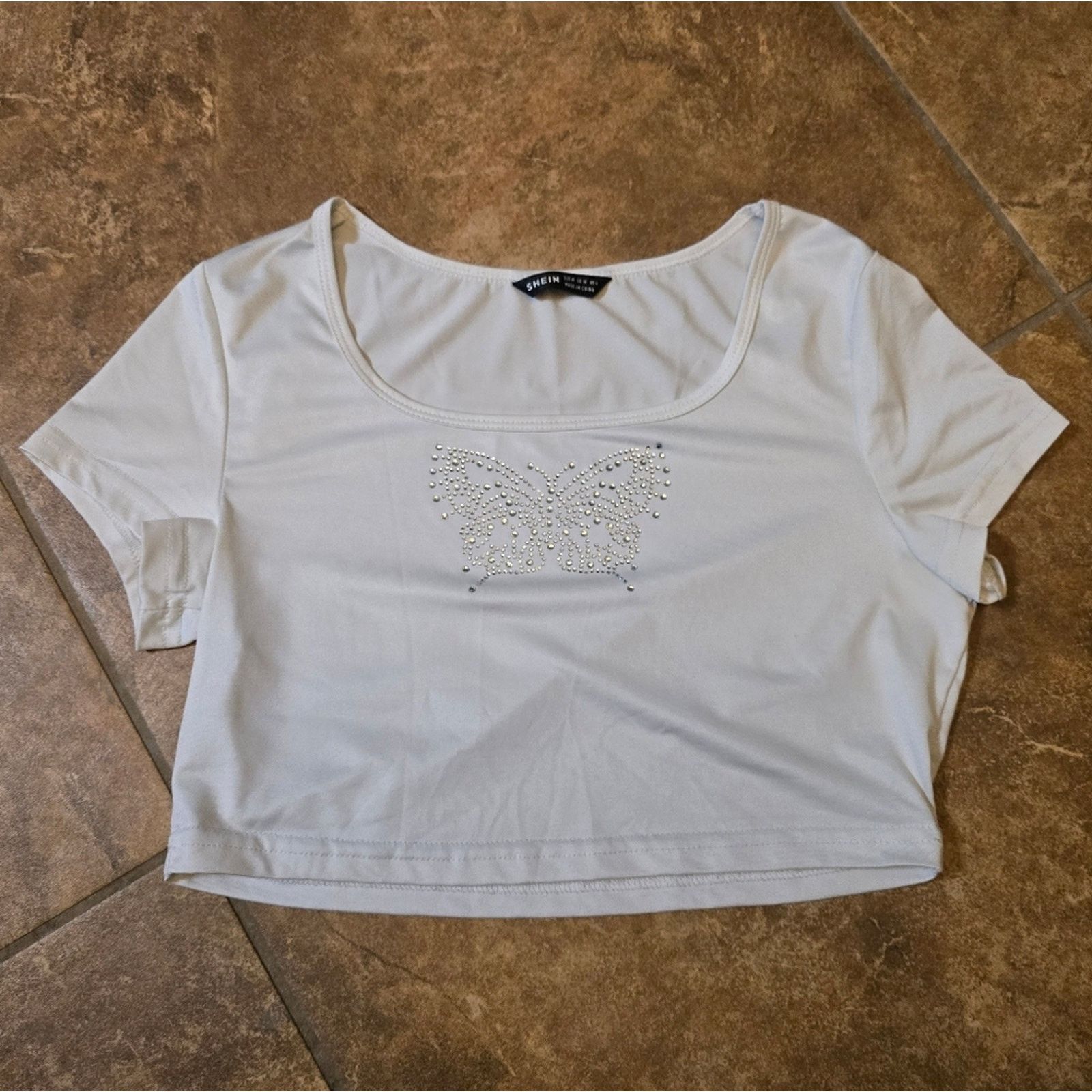 Shein White Butterfly | SHEIN | Cropped Short Sleeve Size M / US 6-8 / IT 42-44 - 1 Thumbnail