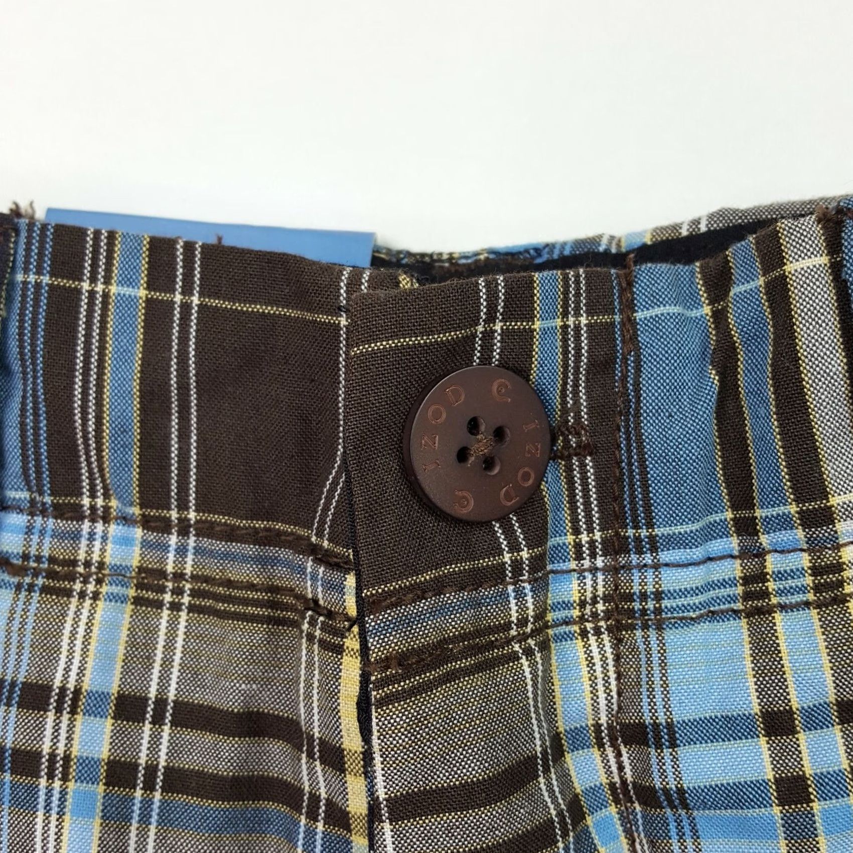 Izod IZOD Women's Size 6 Plaid Golf Chino Outdoor Shorts Athletic Blue Size 26" / US 2 / IT 38 - 2 Thumbnail