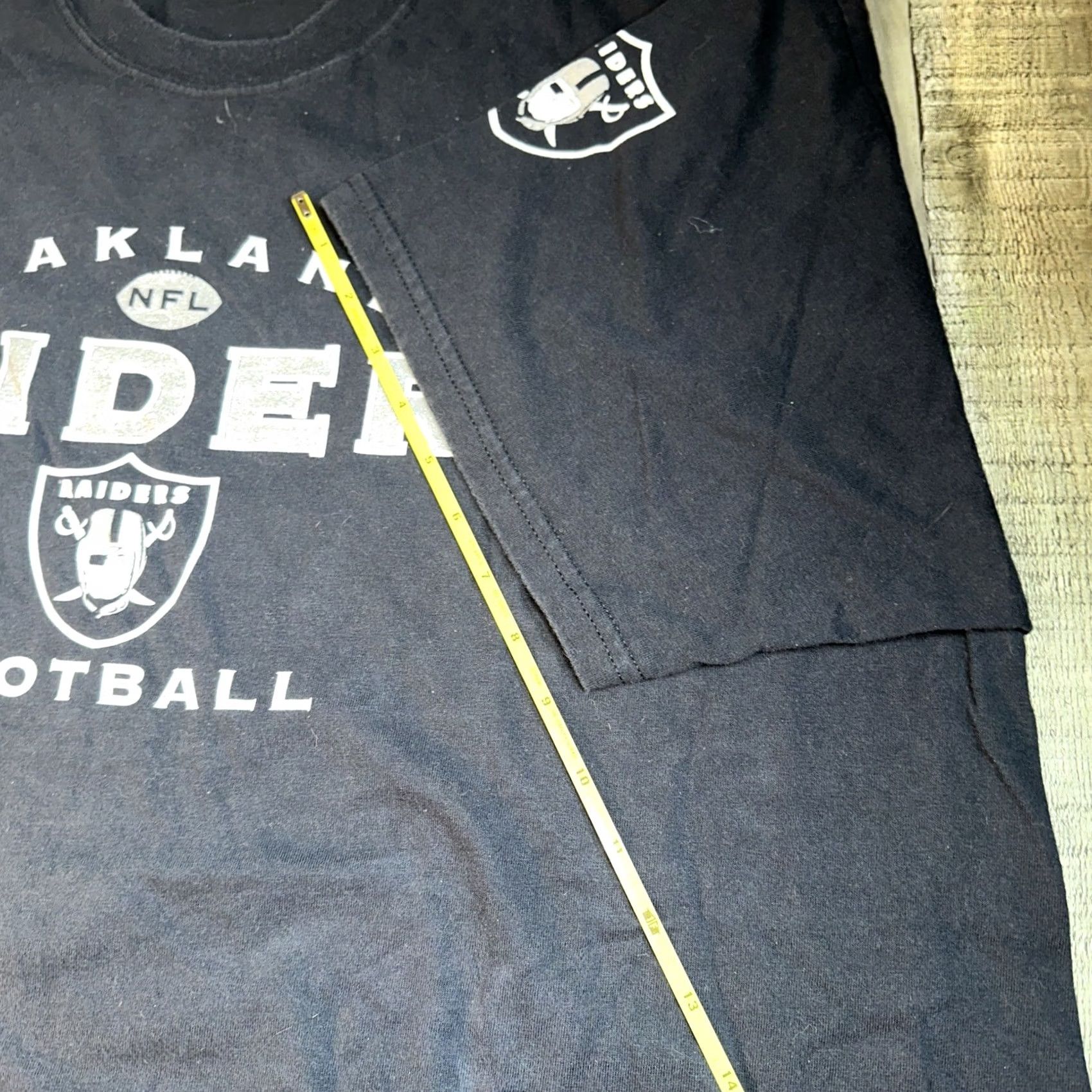 Lee VINTAGE Lee Oakland Raiders T-Shirt 2XL Black Mens Graphic Tee NFL Sportswear/Beach 1990s Size US XXL / EU 58 / 5 - 6 Thumbnail