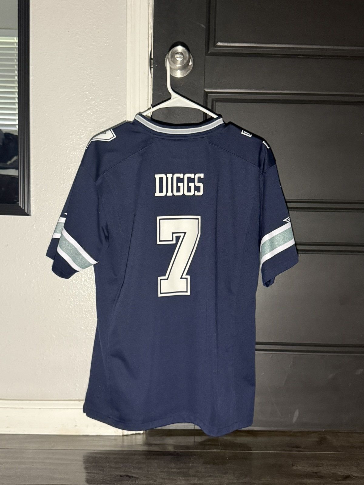NFL DALLAS COWBOYS TREVON DIGGS JERSEY Size US S / EU 44-46 / 1 - 1 Thumbnail