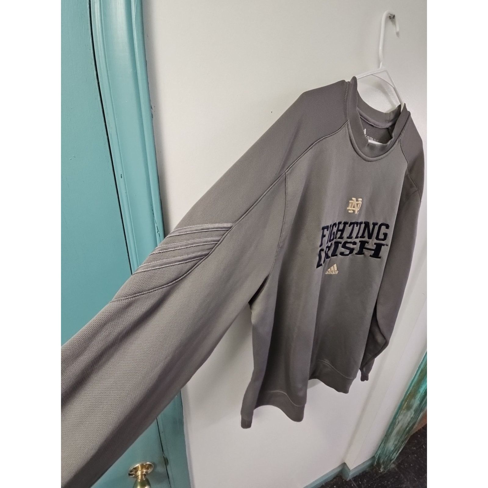 Adidas NOTRE DAME FIGHTING IRISH ADIDAS CLIMAWARM SWEATSHIRT SZ 2XL Size US XXL / EU 58 / 5 - 4 Thumbnail
