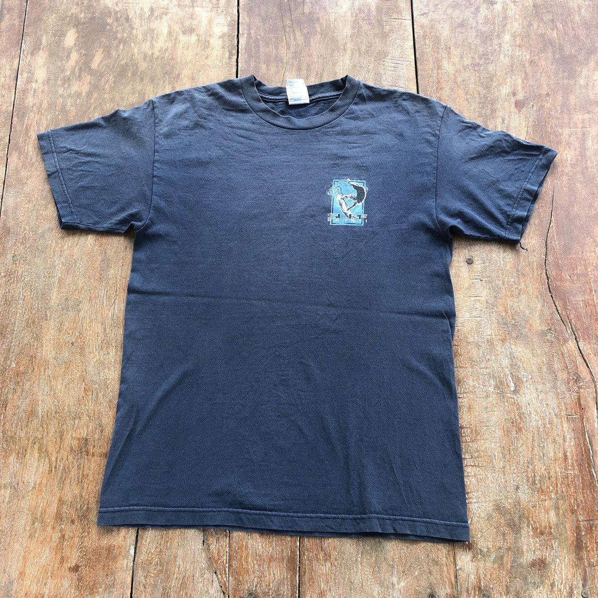 Vintage Vintage Thrashed Faded Hawaii Surfing T Shirt Size US M / EU 48-50 / 2 - 3 Thumbnail