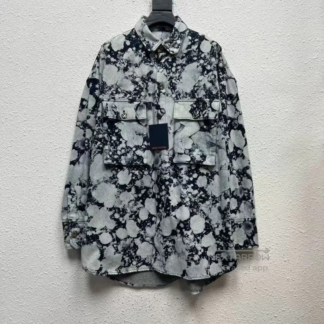 Louis Vuitton louis vuitton green floral denim jacket. Size XS / US 0-2 / IT 36-38 - 1 Thumbnail