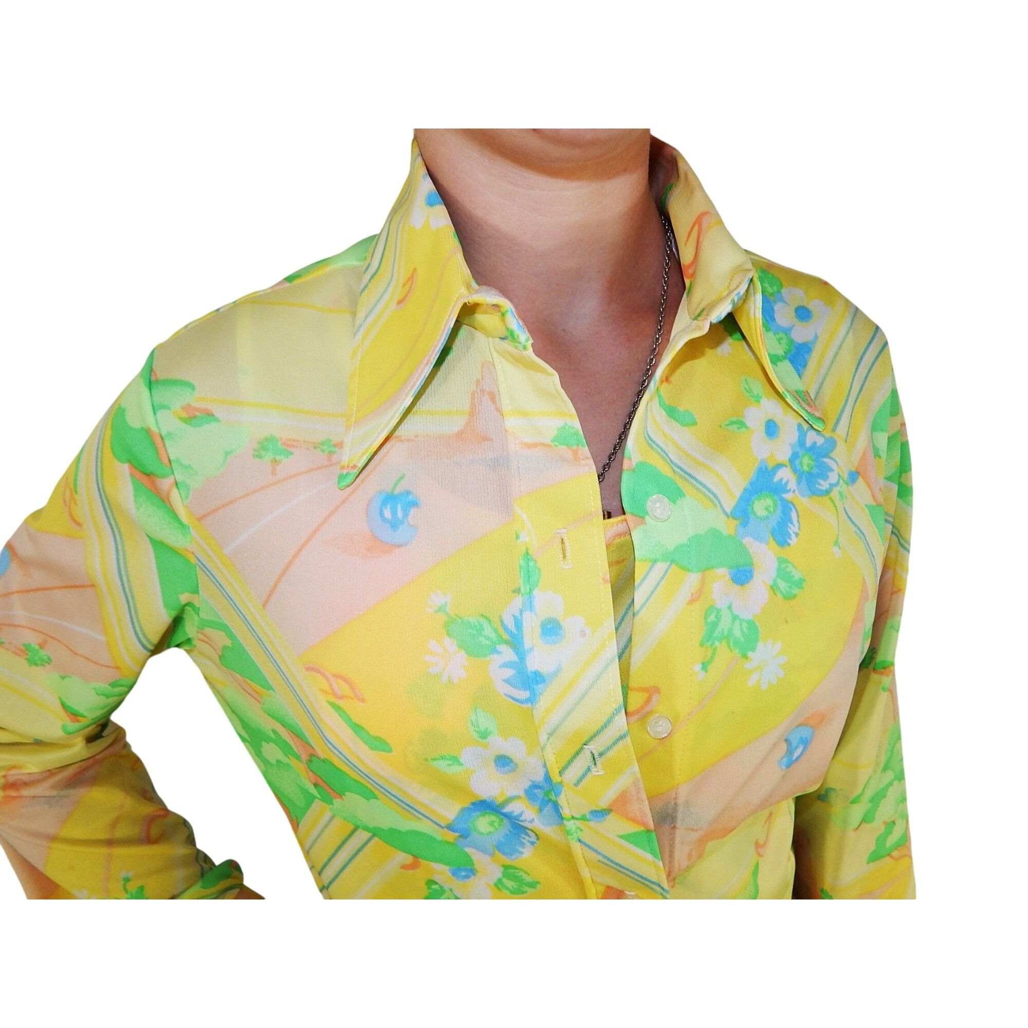 Other 2 pc Vtg Ship'n Shore Women Yellow Polyester Knit Shirt Size M / US 6-8 / IT 42-44 - 1 Thumbnail