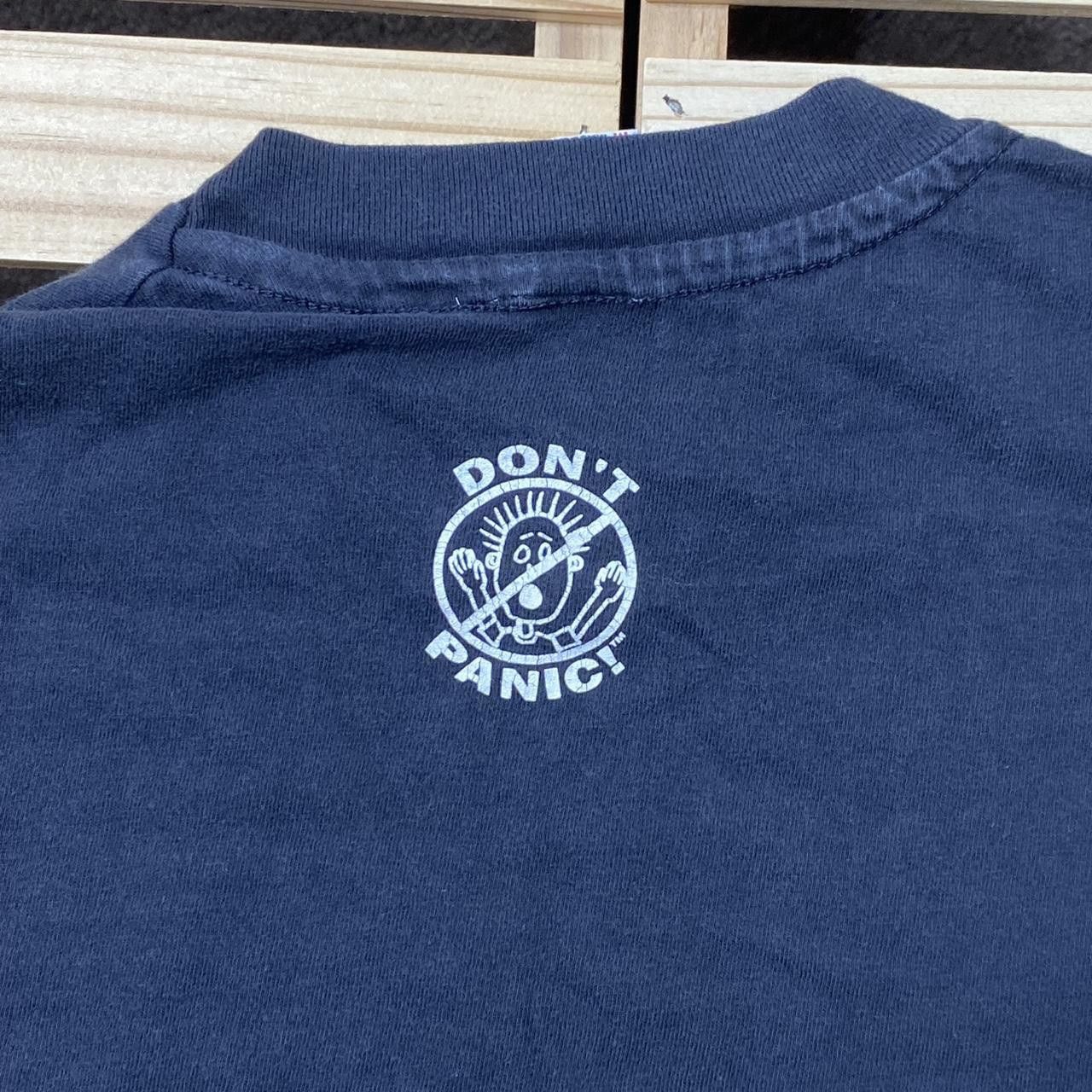 Other Vintage Don't Panic Black Box Logo Political Tee Size Medium Size US M / EU 48-50 / 2 - 4 Thumbnail