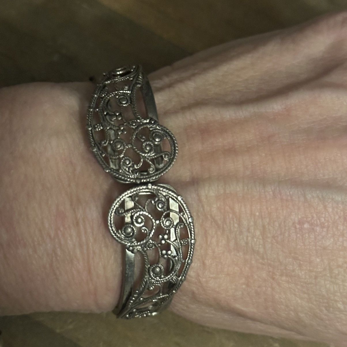 Vintage Vintage silver tone filigree clamper bracelet Size ONE SIZE - 2 Thumbnail