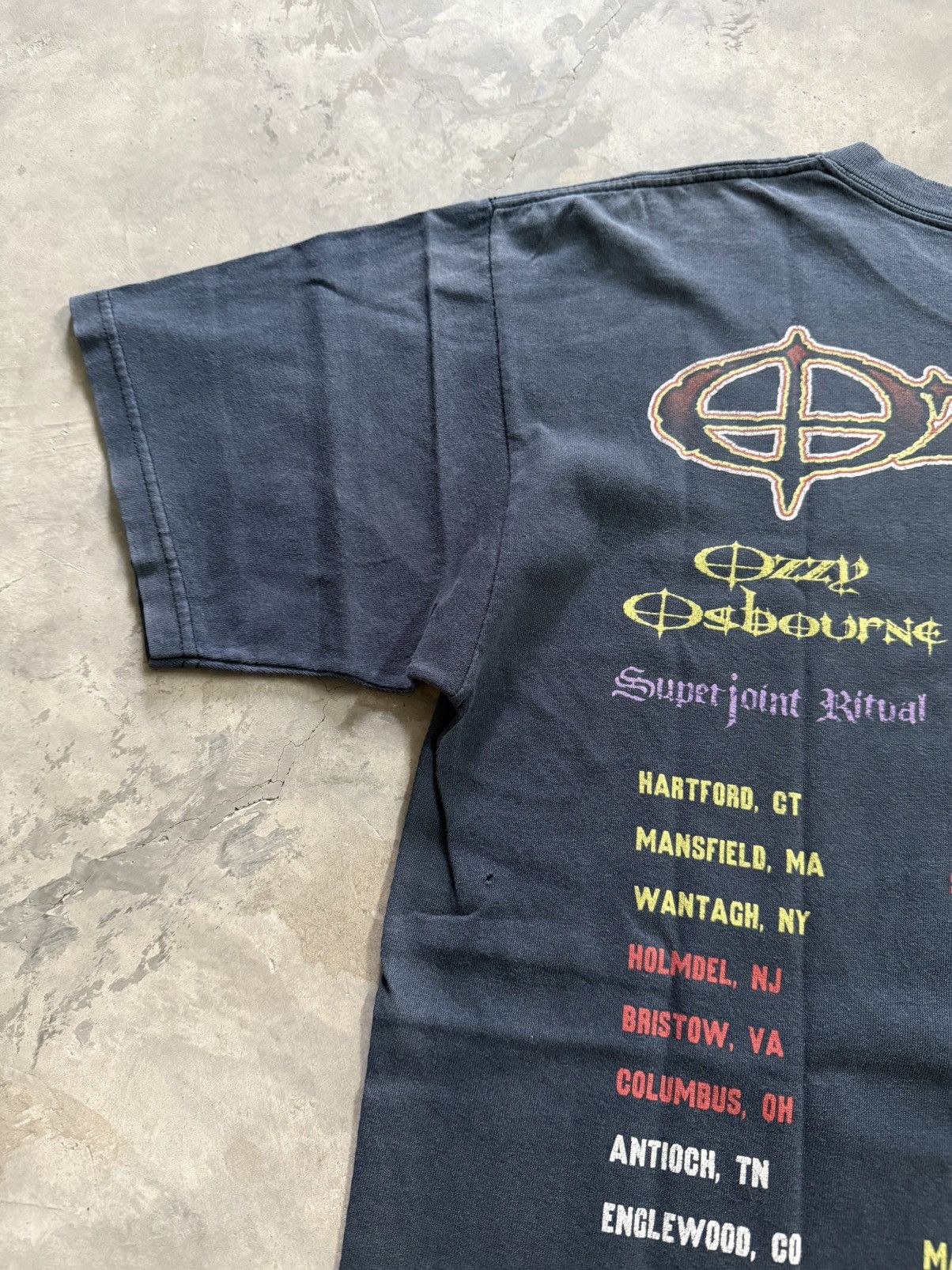 Band Tees × Ozzy Osbourne × Vintage Vintage ozzfest tour t-shirt 2004s Size US L / EU 52-54 / 3 - 9 Thumbnail