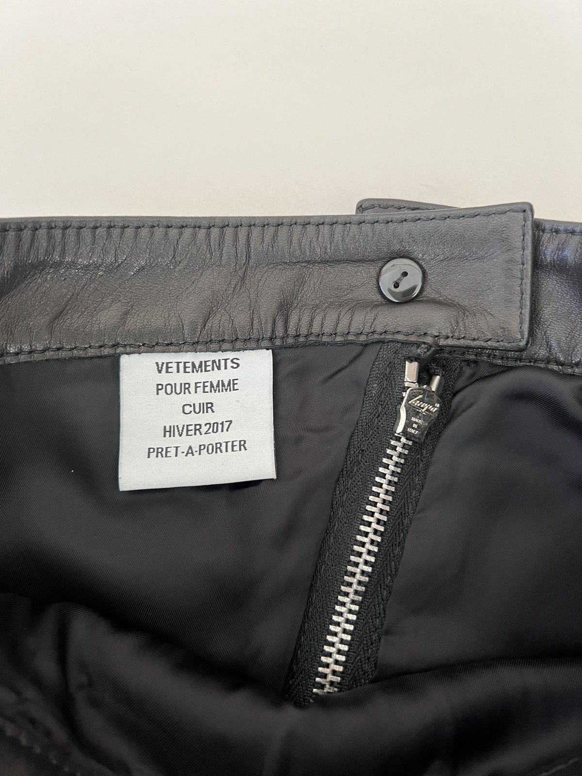 Vetements Vetements FW17 Leather Skirt Size 26" / US 2 / IT 38 - 9 Thumbnail