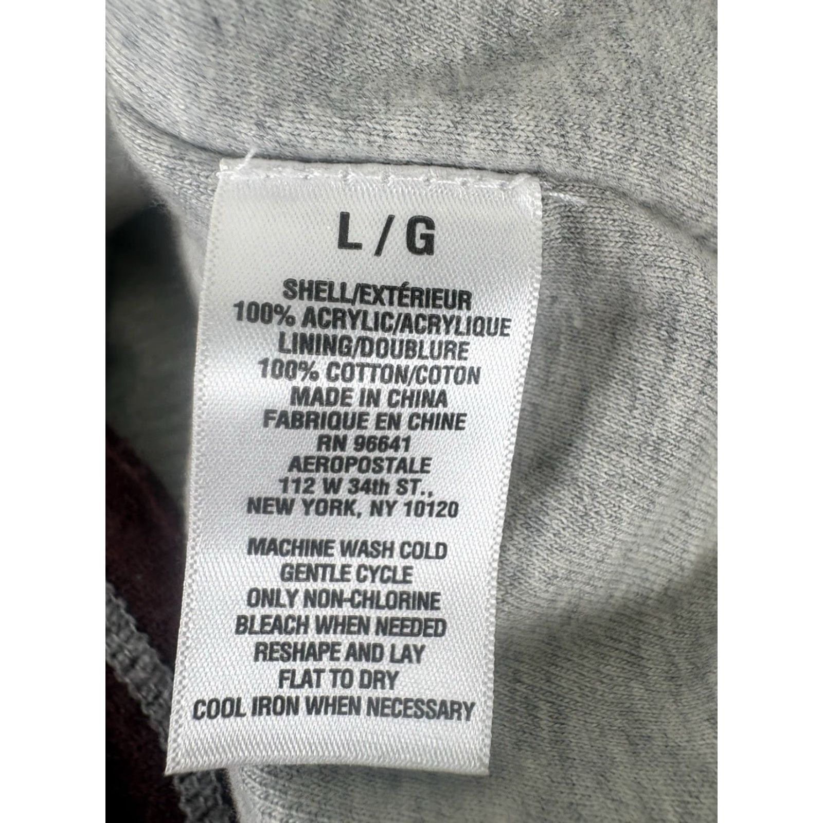 Aeropostale Aeropostale Sweater Shirt Men L Striped Lined Crew Neck Long Sleeve 90s Classic Pullover Burgundy/Gray Size L Size US L / EU 52-54 / 3 - 8 Thumbnail
