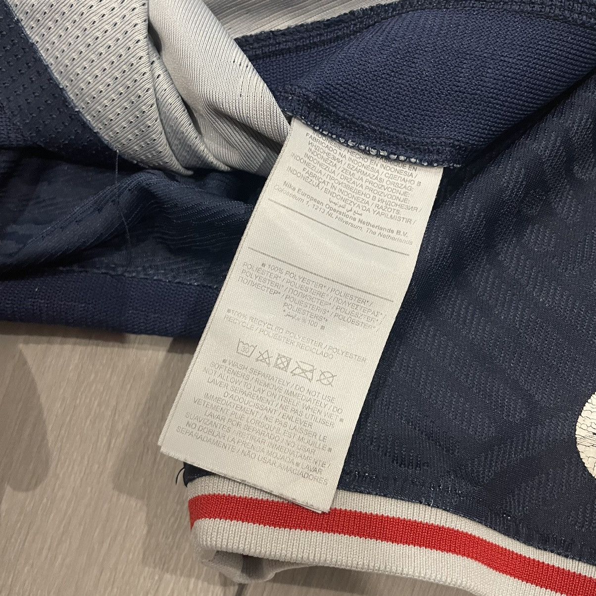 Nike Nike PSG Saint germain paris ALL accor live jersey tee shirt Size US S / EU 44-46 / 1 - 6 Thumbnail
