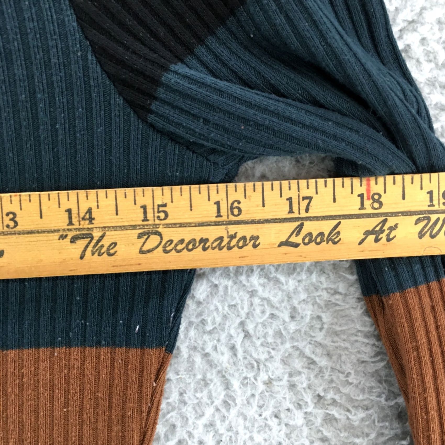 Sanctuary Sanctuary Sweater Shirt Womens XS Multicolor Button Detail Turtleneck Mock Pullover Fall Winter Crewneck Size XS / US 0-2 / IT 36-38 - 4 Thumbnail