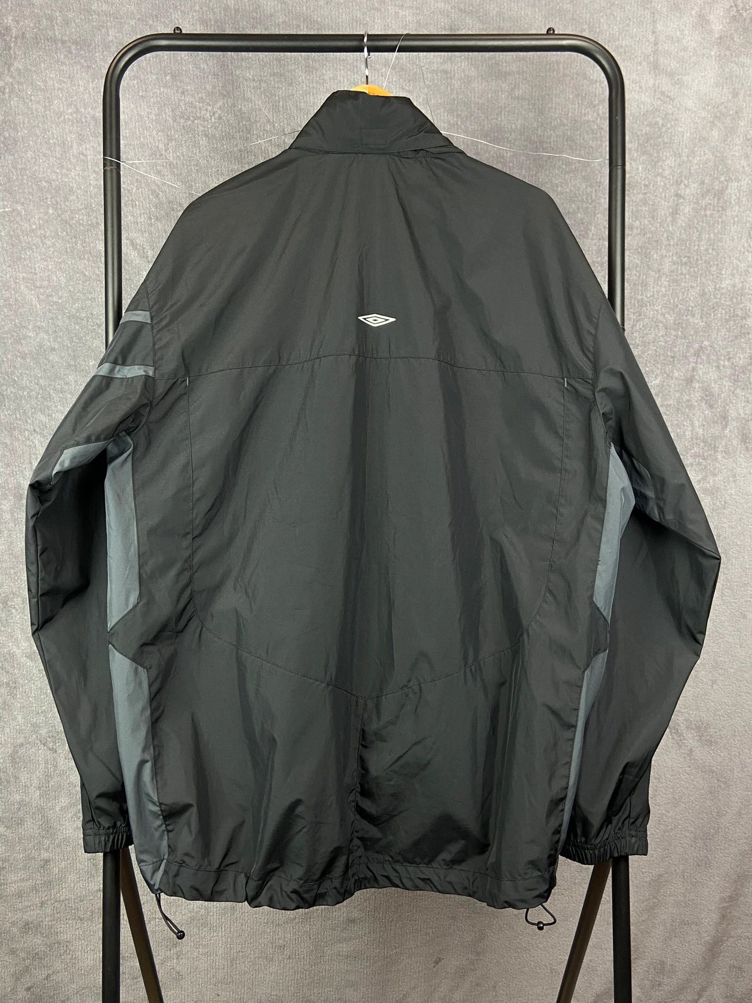 Umbro Umbro black vintage football windbreaker XL Size US XL / EU 56 / 4 - 5 Thumbnail
